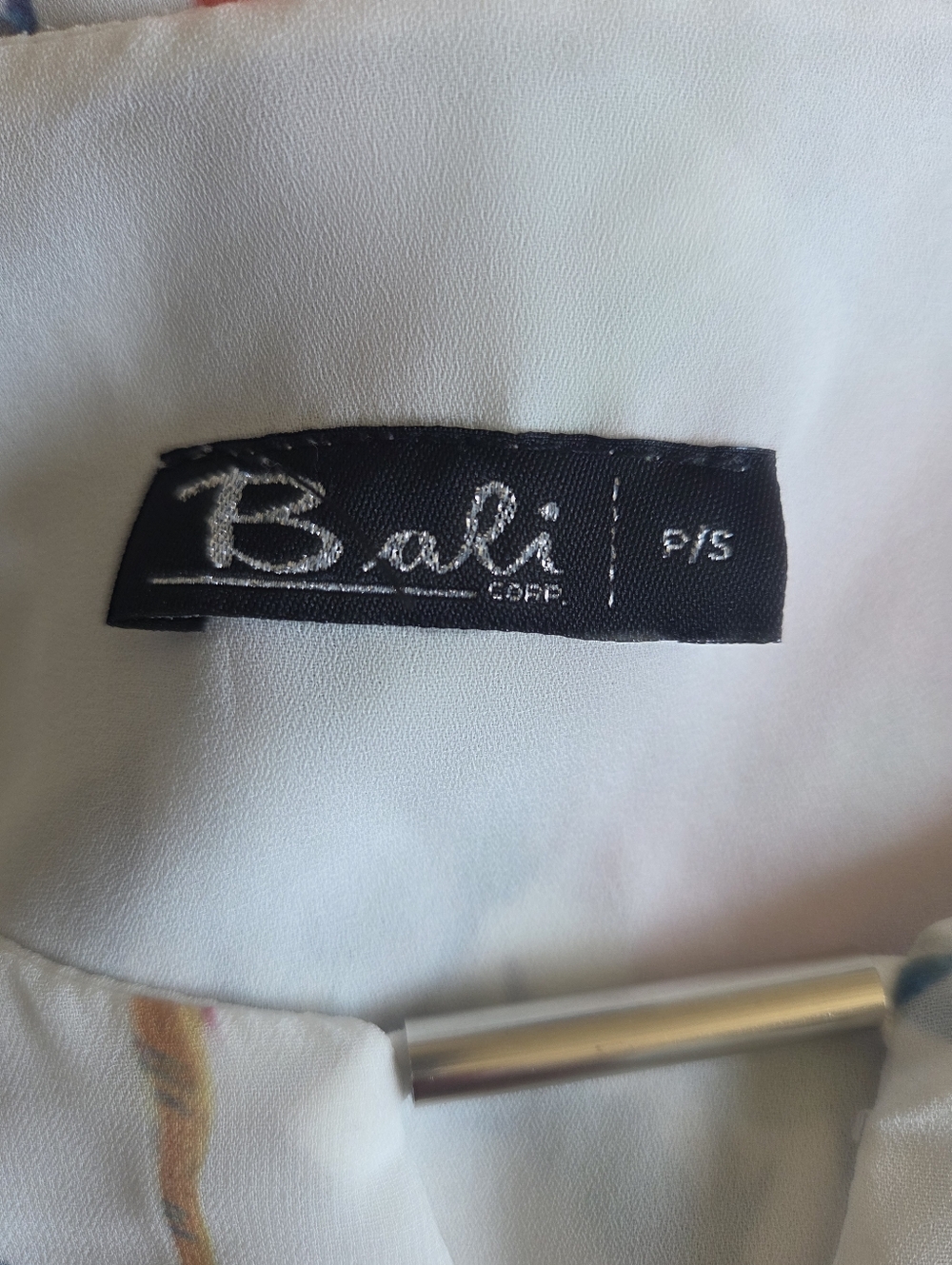 Bali Floral Flutter Sleeve Blouse - Picture 7 of 7
